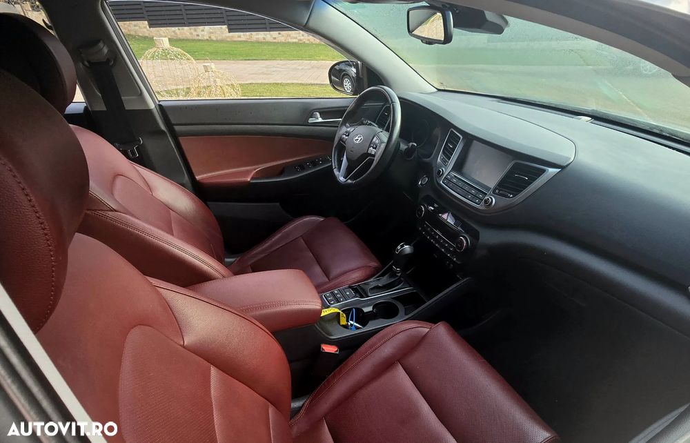 Hyundai Tucson 2.0 CRDI 4WD 6AT Luxury Pack+ - 7