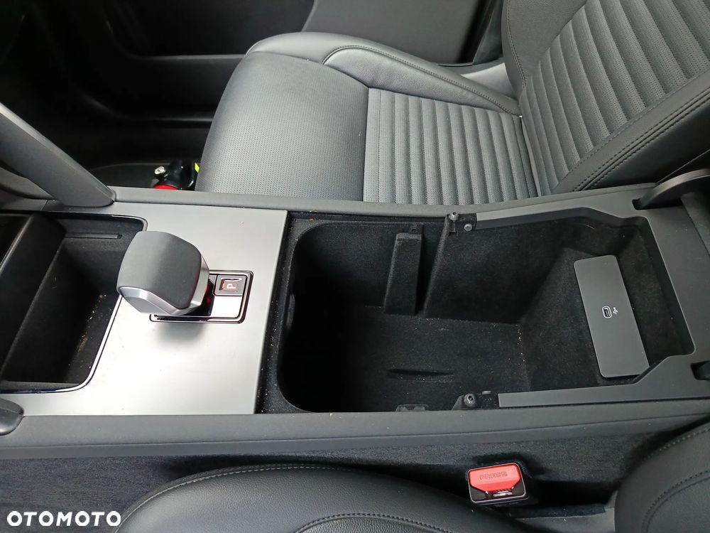 Land Rover Discovery Sport ver-2-0-d240-s - 29