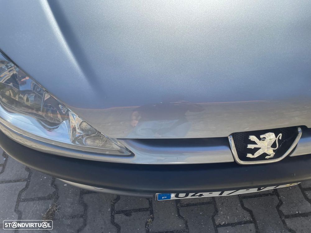 Peugeot 206 1.1 Color Line - 1
