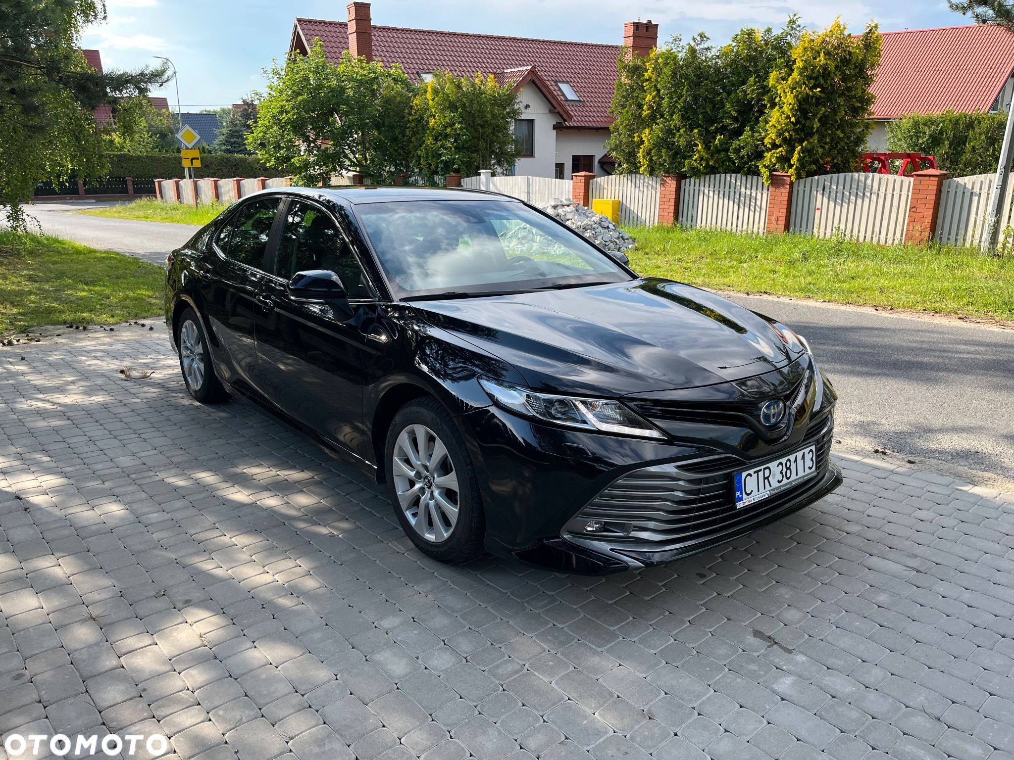 Toyota Camry 2.5 Hybrid Executive CVT - 1