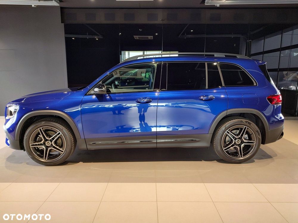 Mercedes-Benz GLB 200 AMG Line 7G-DCT - 2