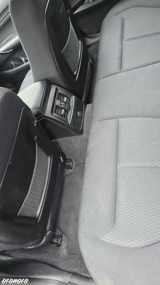 BMW Seria 1 118d - 22