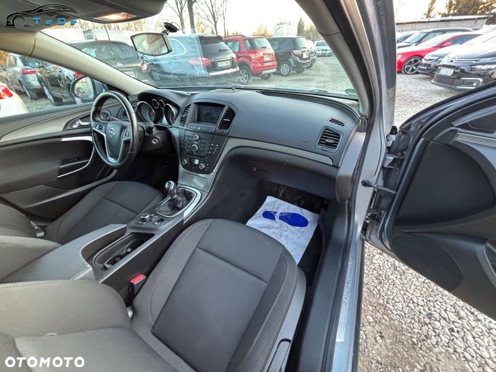 Opel Insignia - 21