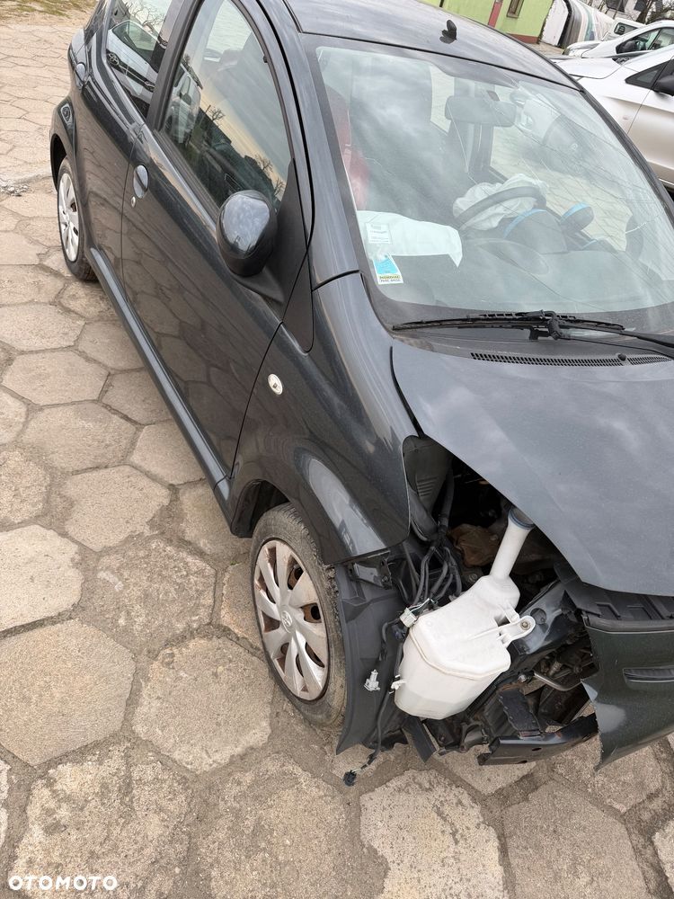 Toyota Aygo 1.0 VVT-i Sprint EU6 - 4