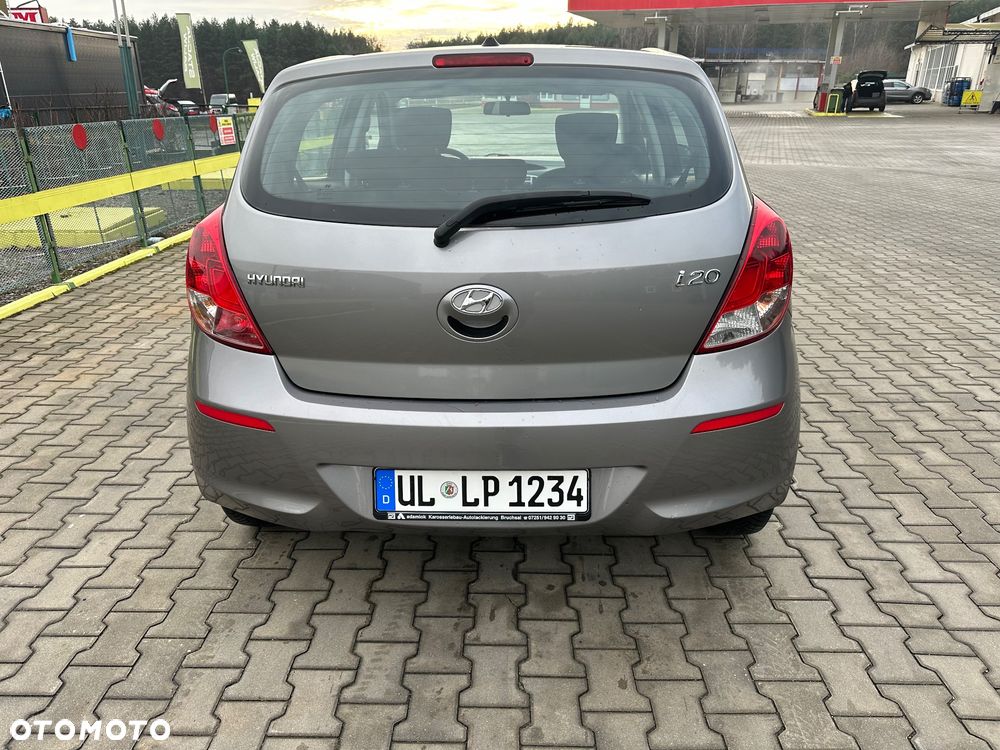Hyundai i20 1.25 Wersja Jubileuszowa - 14