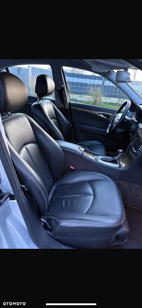 Mercedes-Benz Klasa E - 28