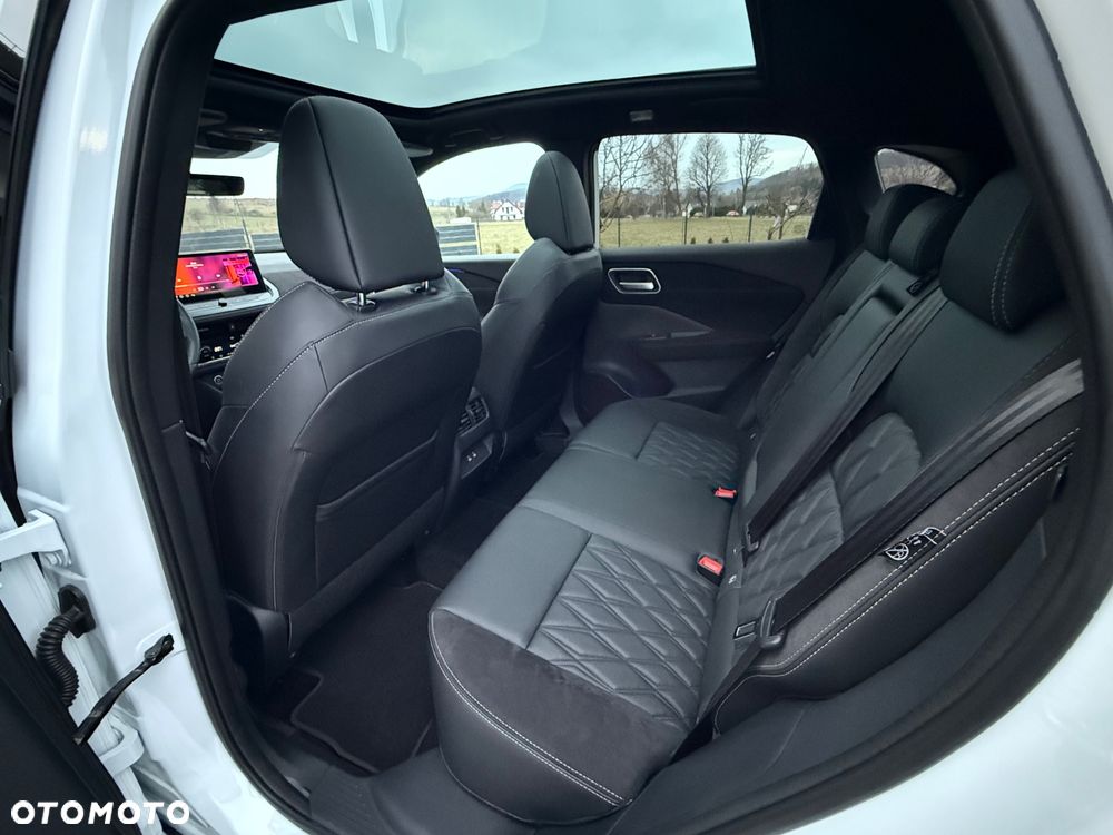 Nissan Qashqai 1.3 DIG-T MHEV Xtronic Tekna+ - 28