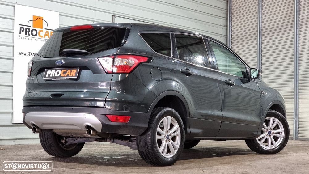 Ford Kuga 1.5 TDCi Titanium - 2