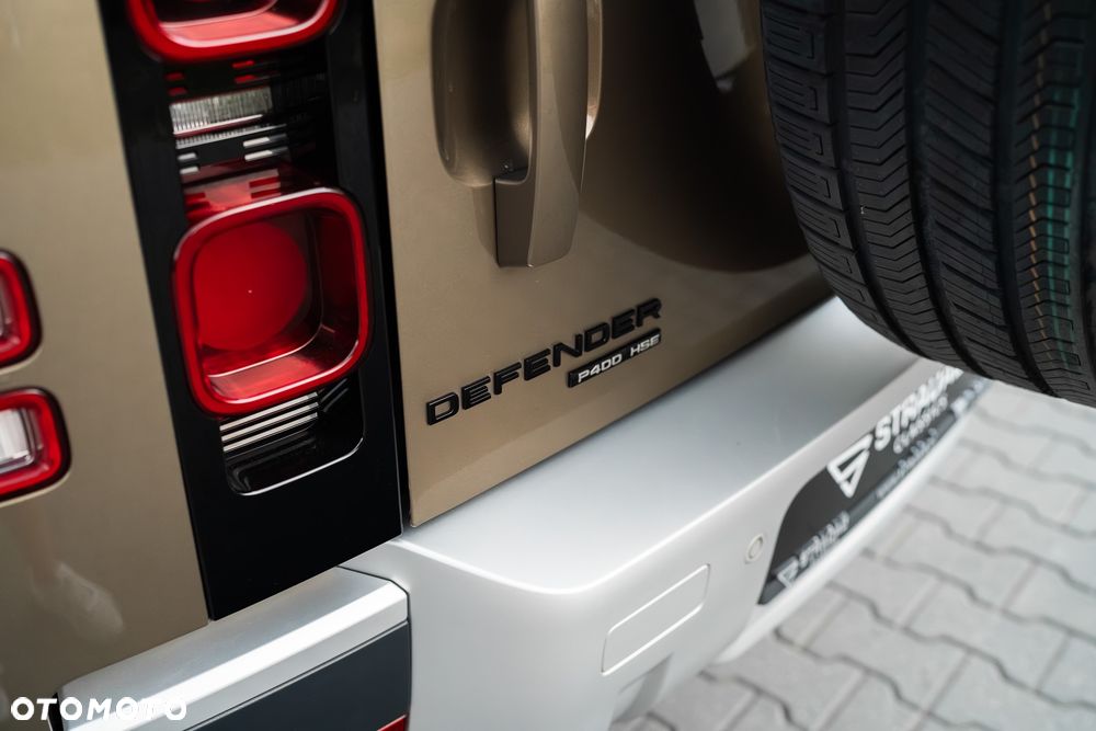 Land Rover Defender 3.0 P400 mHEV First Edition - 30