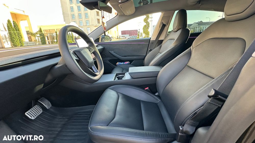 Tesla Model 3 - 15