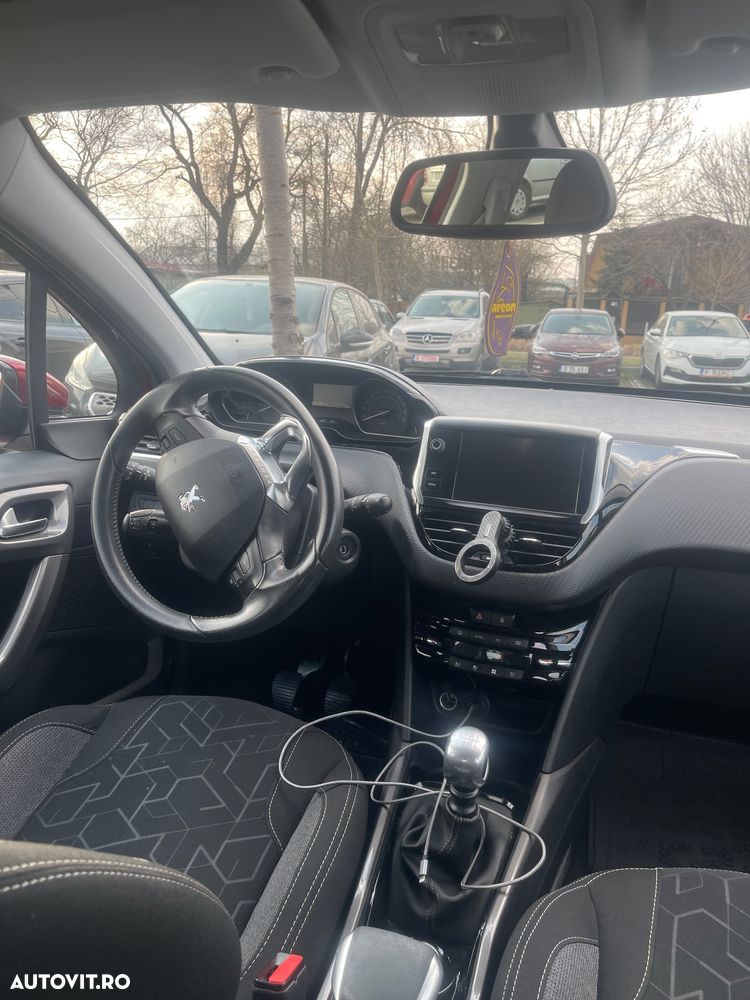 Peugeot 2008 1.6 BlueHDi FAP S&S Active - 8