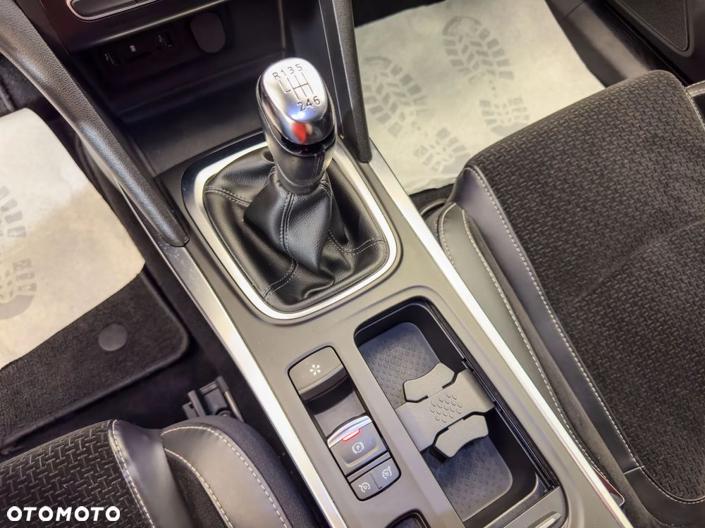 Renault Megane ENERGY TCe 130 INTENS - 31