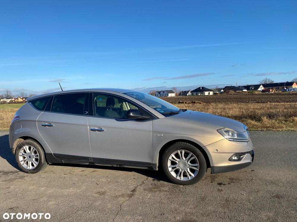 Lancia Delta 1.6 MJ Steel - 6
