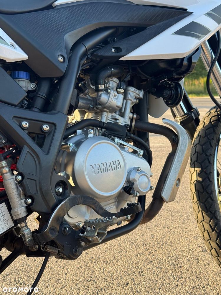 Yamaha WR - 9