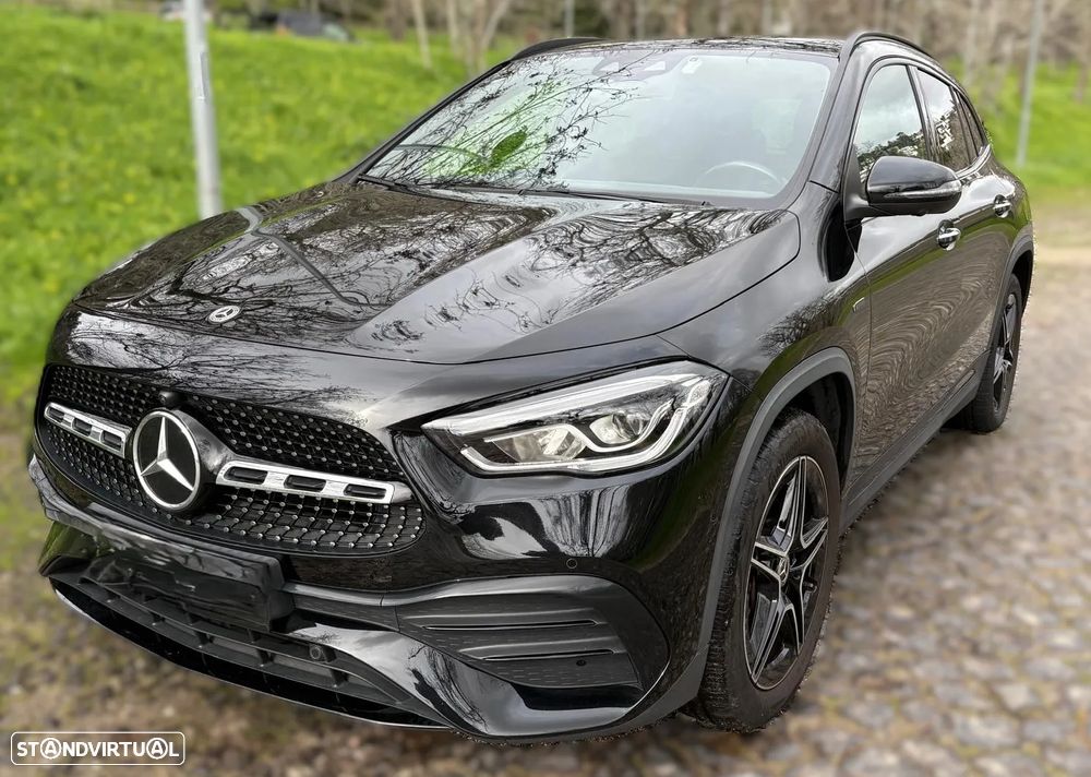 Mercedes-Benz GLA 250 e AMG Line - 2