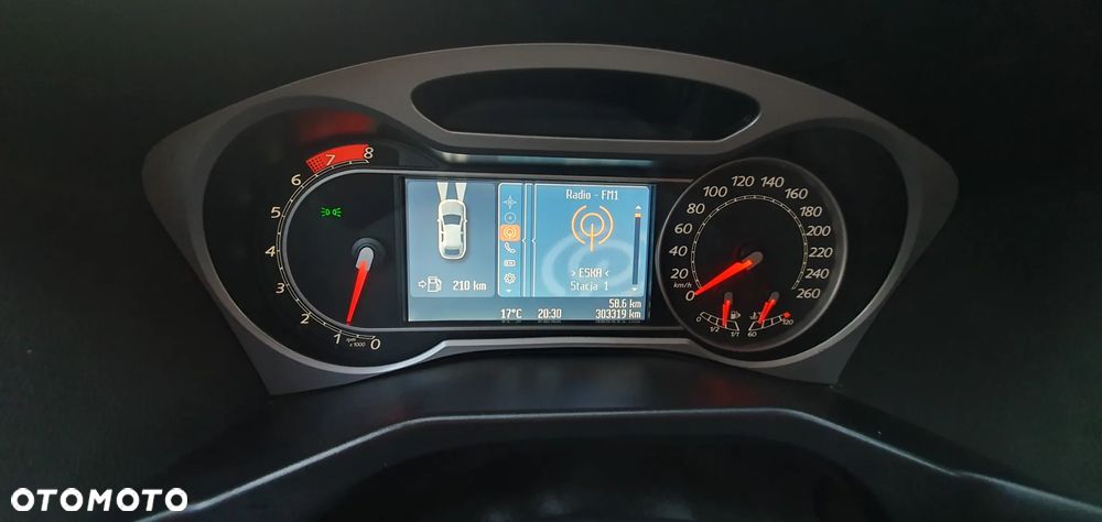 Ford Mondeo 2.5 Titanium S - 14