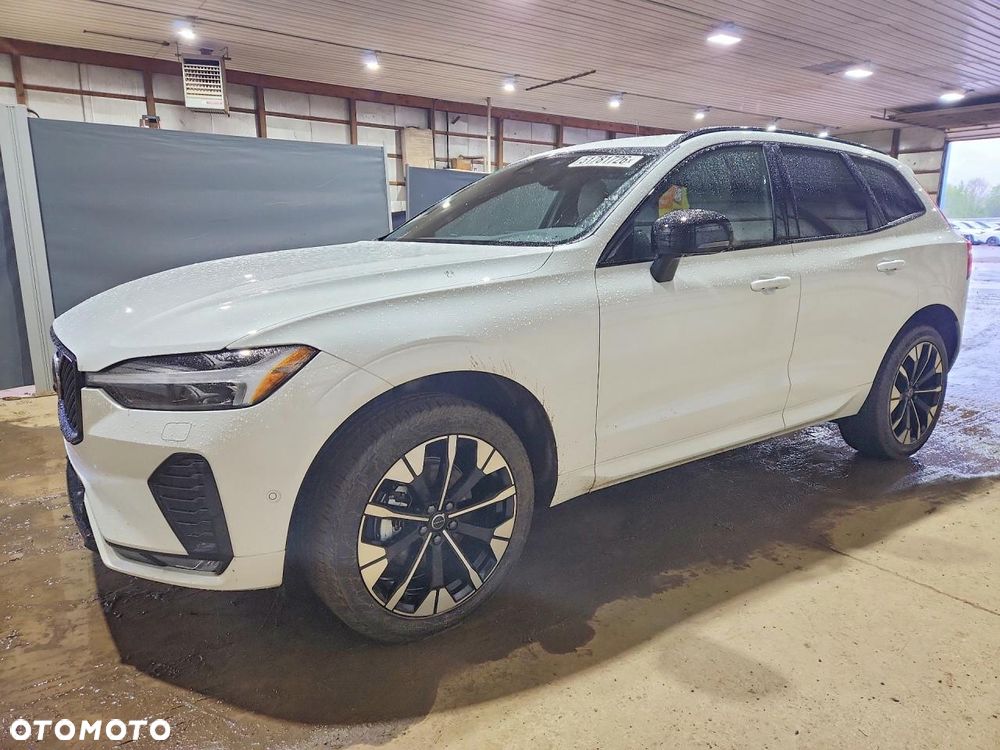 Volvo XC 90 B5 B AWD Ultra Bright - 2