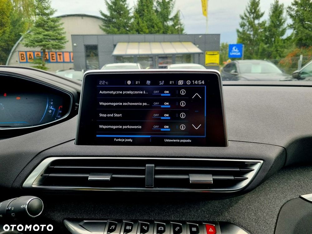 Peugeot 5008 1.6 BlueHDi Allure 7os - 24