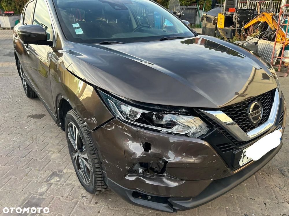 Nissan Qashqai - 10