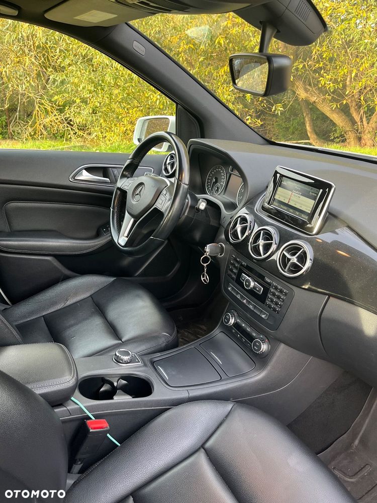 Mercedes-Benz Klasa B 250 - 5