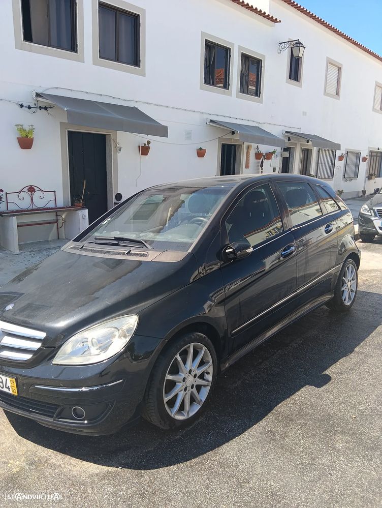 Mercedes-Benz B 200 CDI - 1