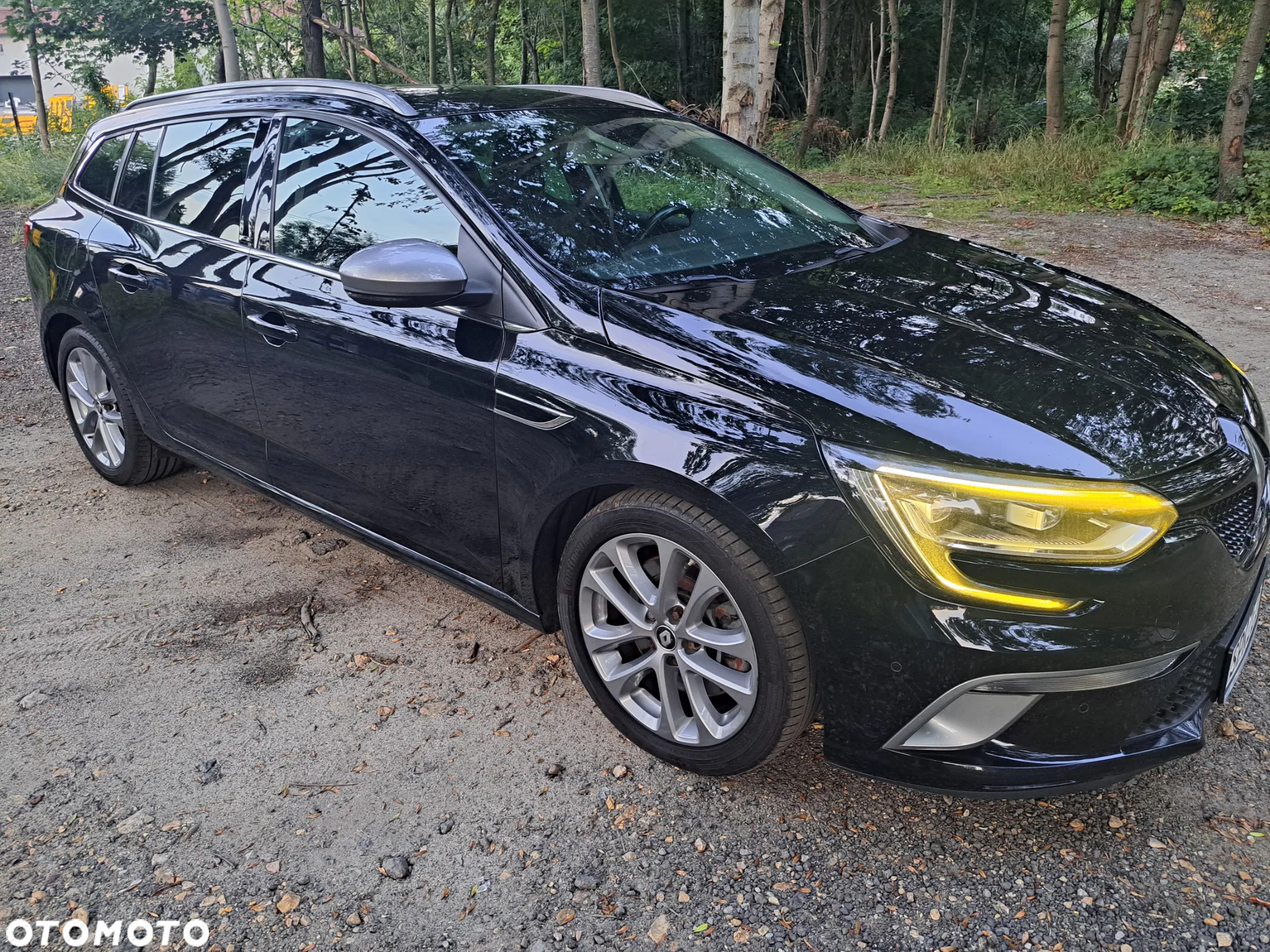 Renault Megane Grandtour ENERGY dCi 165 EDC GT LINE - 36