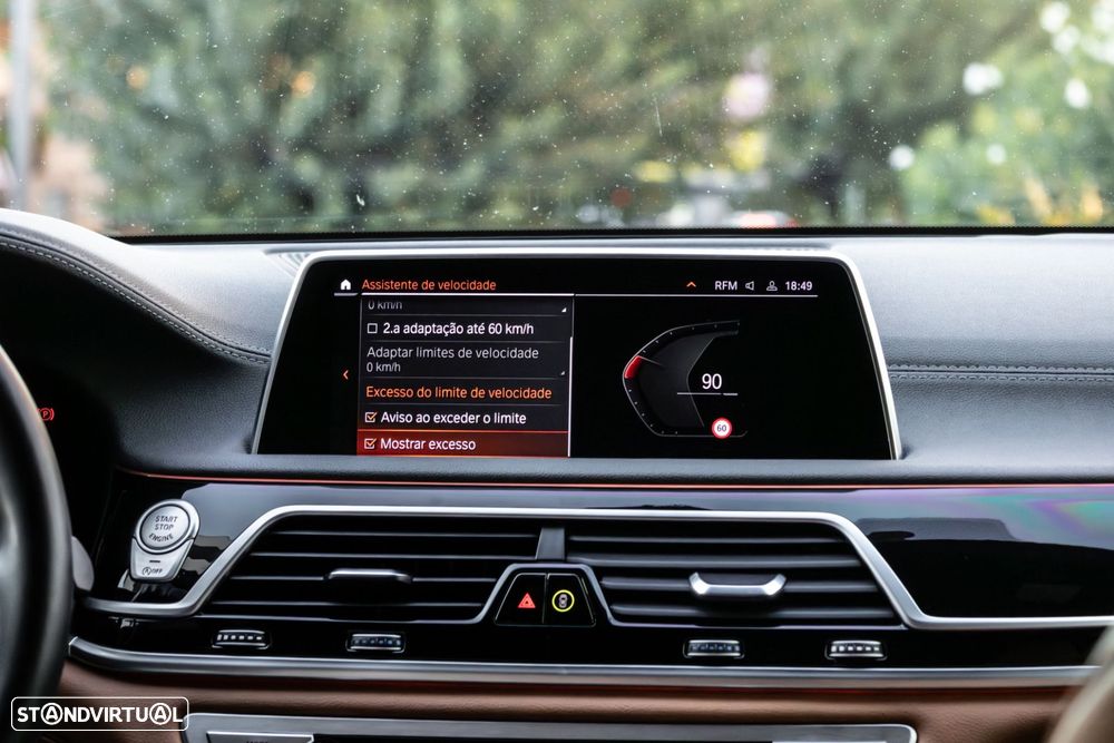 BMW 740 d xDrive Pack M Auto - 47