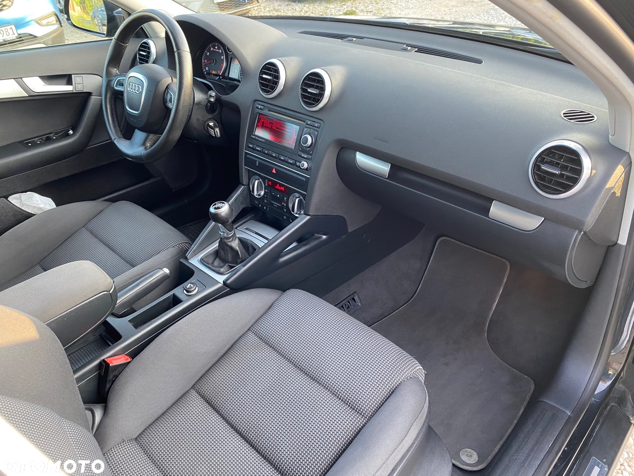 Audi A3 1.6 Sportback Attraction - 22