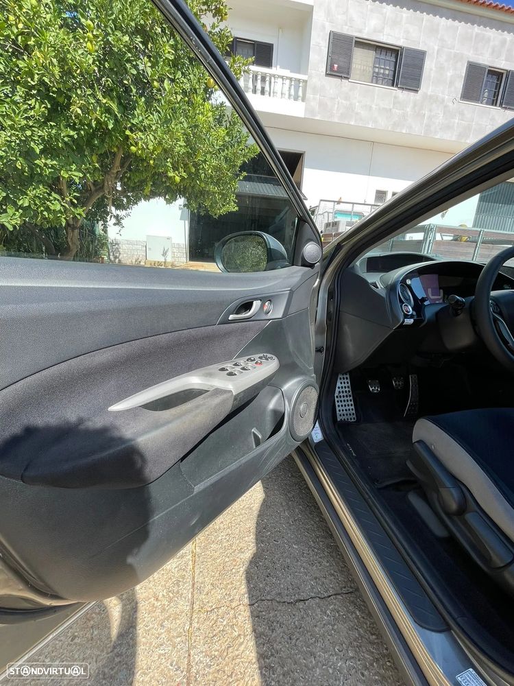 Honda Civic 1.8 Executive - 13