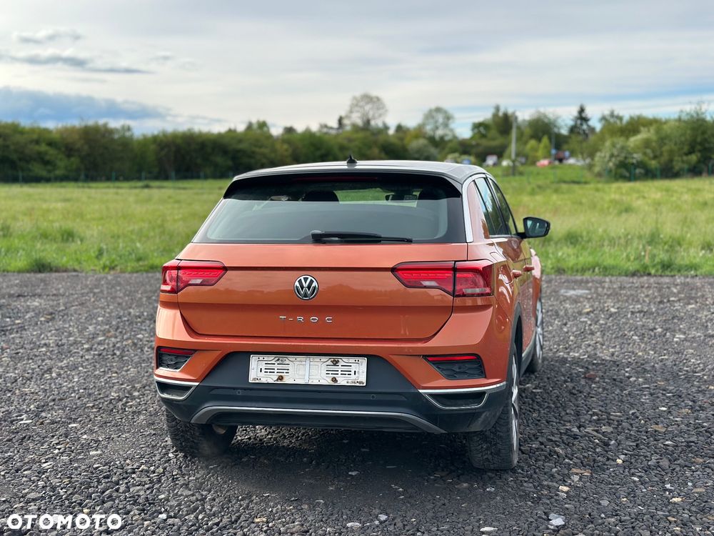 Volkswagen T-Roc - 14