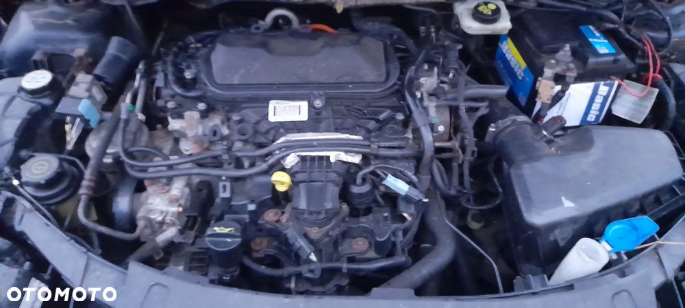 MONDEO MK4 szyba tylnej klapy kombi - 4