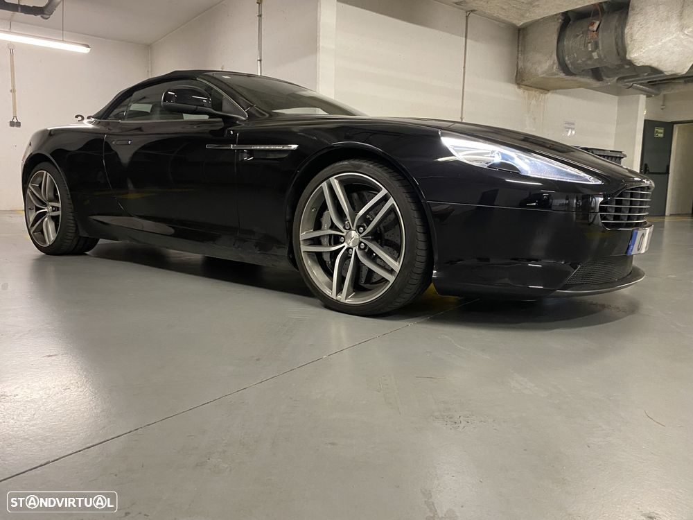 Aston Martin DB9 Volante GT Bond Edition Touchtronic 2 - 3