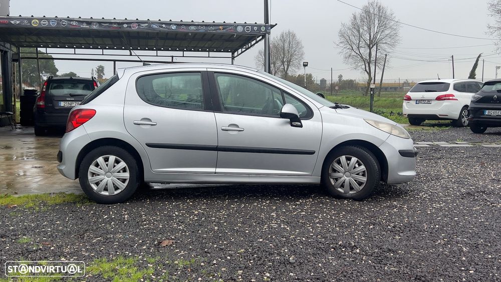 Peugeot 207 1.4 HDi Trendy - 3