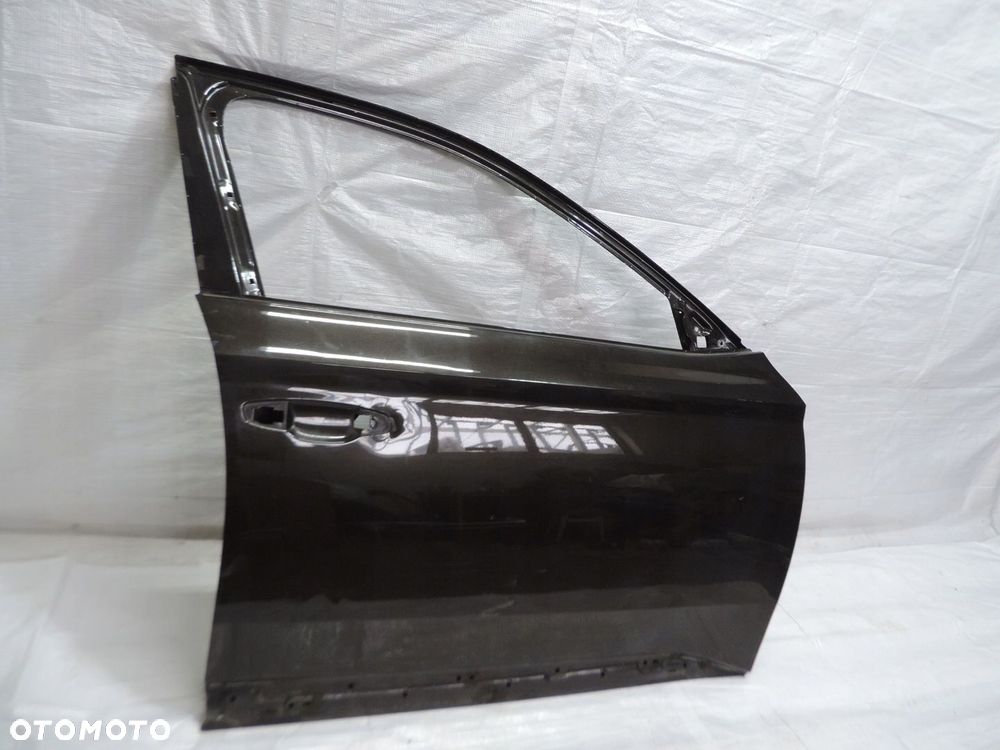 DRZWI PRAWY PRZÓD PRZEDNIE SKODA SUPERB III 3 3V0831112 - 3
