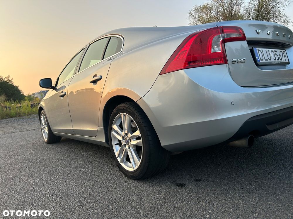 Volvo S60 - 5