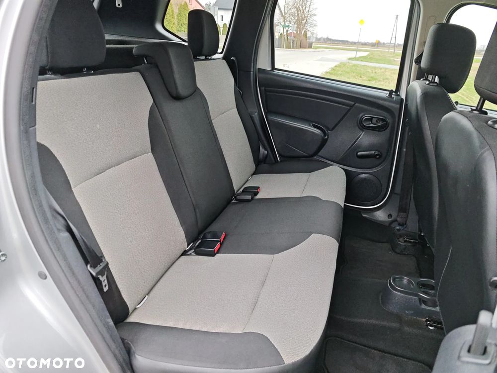 Dacia Duster 1.6 16V 105 4x2 Prestige - 21