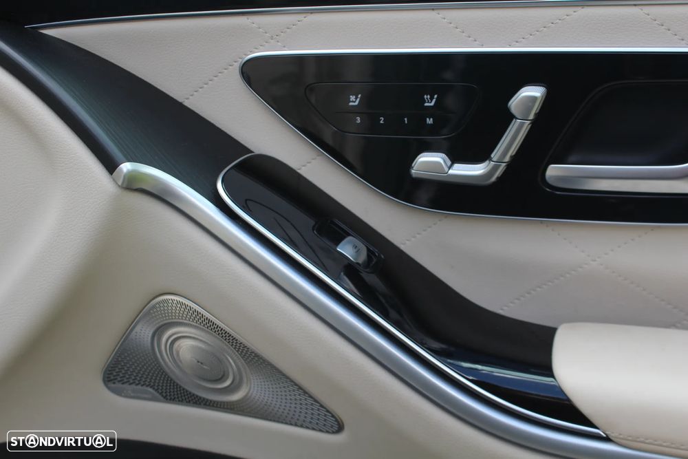 Mercedes-Benz S 400 d Longo 4Matic - 29