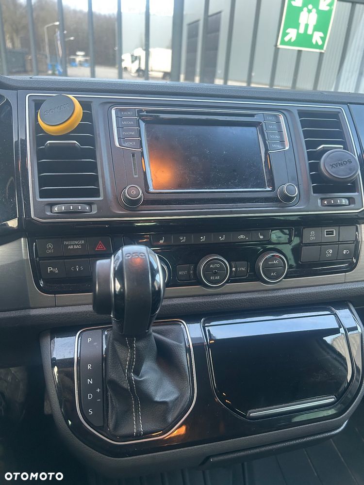 Volkswagen Multivan 2.0 BiTDI L1 Generation SIX 4Motion DSG - 16