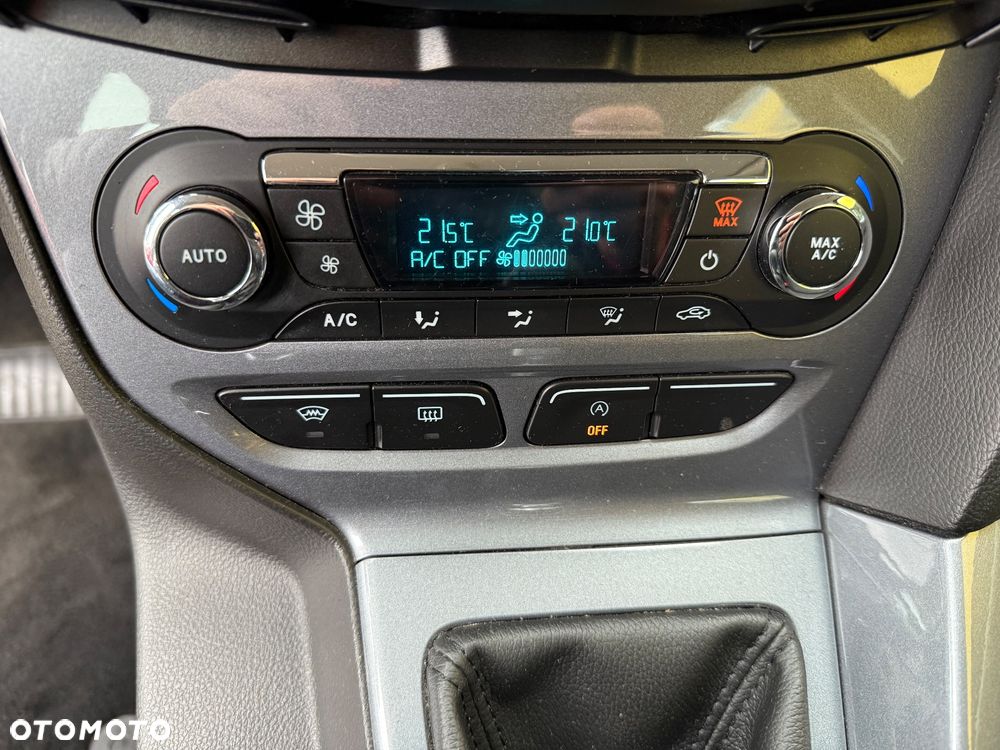 Ford Focus 1.6 EcoBoost Titanium - 21