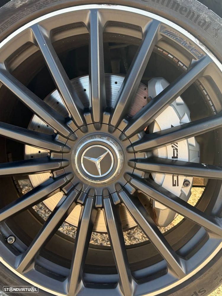 Mercedes-Benz GLB 35 AMG 4Matic - 5