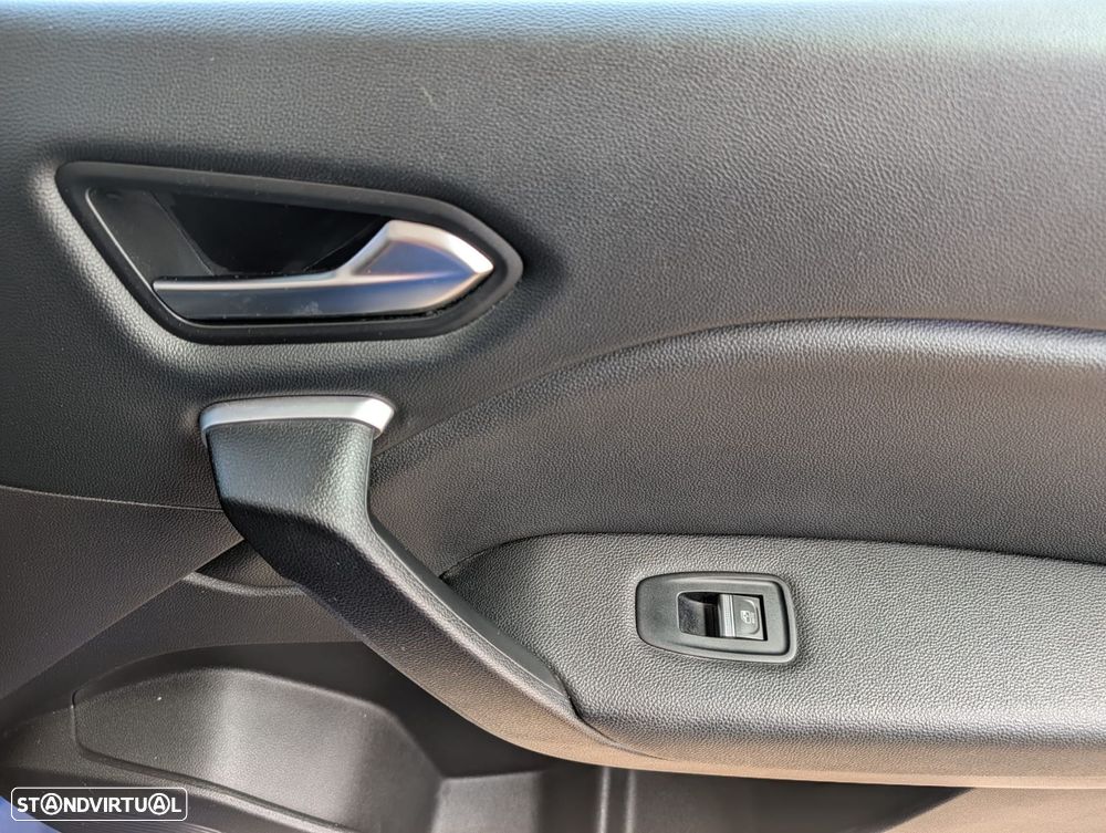 Renault Captur 1.6 E-Tech Plug-In Hybrid Techno - 25