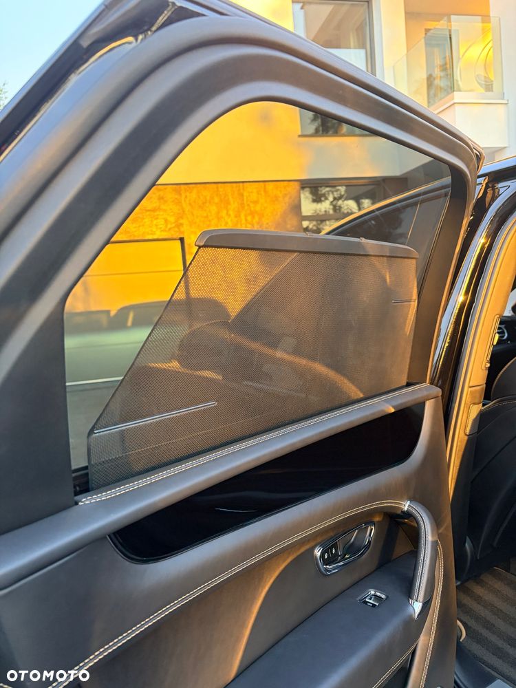 Bentley Bentayga W12 - 23