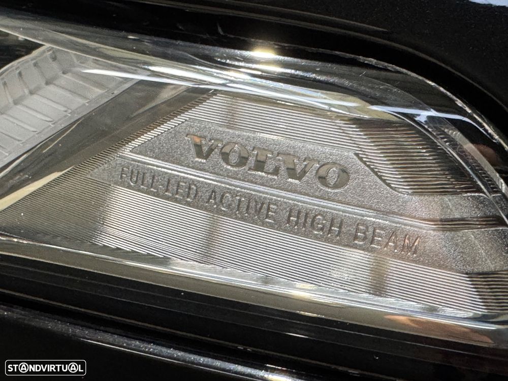 Volvo XC 90 2.0 D4 Momentum - 37