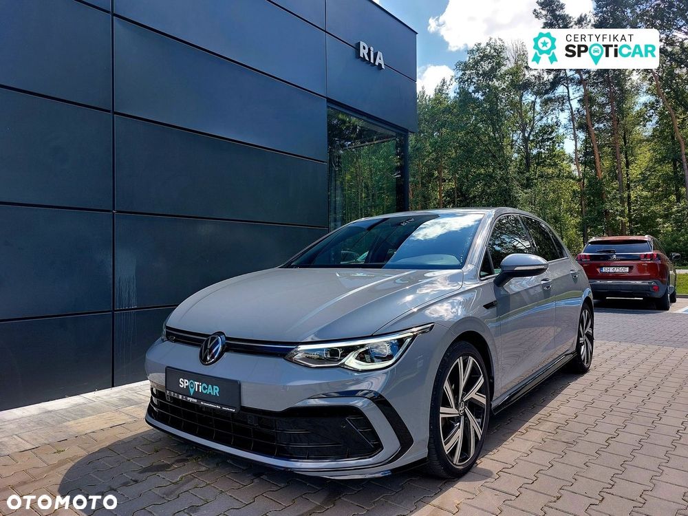 Volkswagen Golf - 1