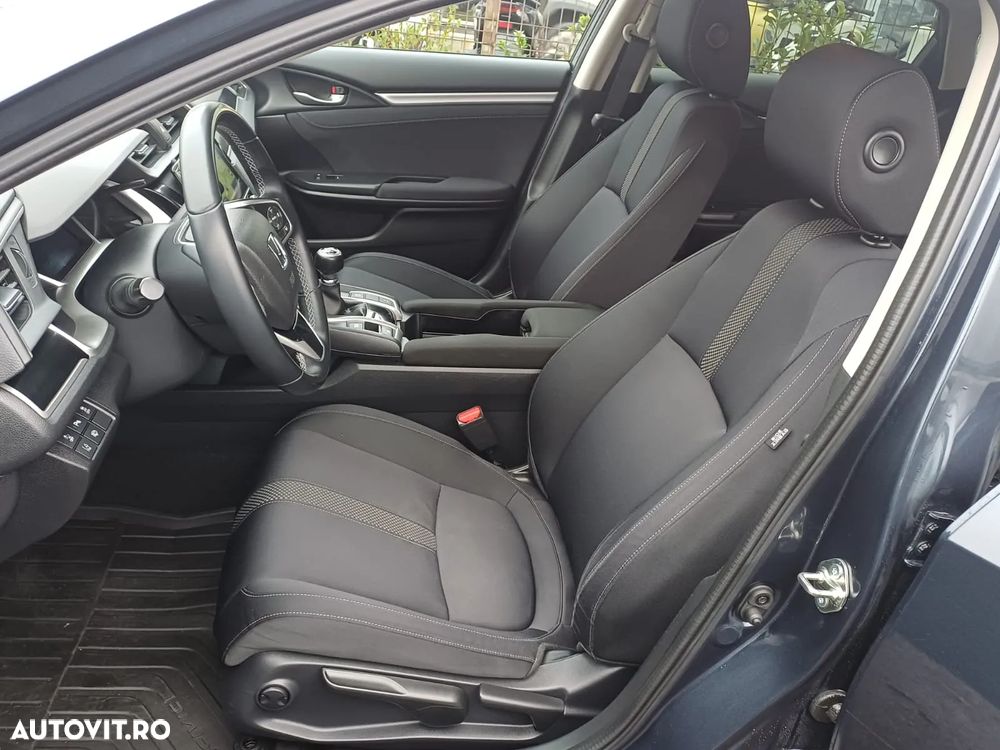 Honda Civic Sedan 1.5 VTEC Turbo Elegance Navi - 8