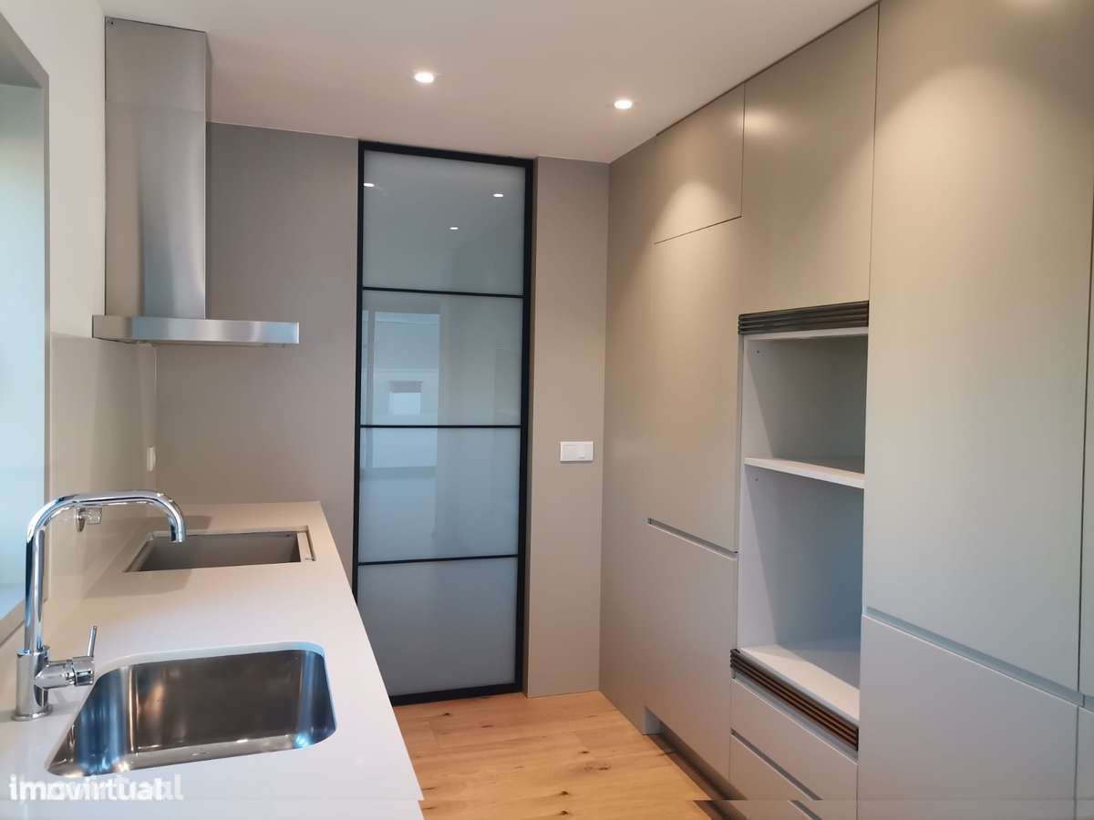 Apartamento T3 em Empreendimento - Gualtar - Grande imagem: 2/23