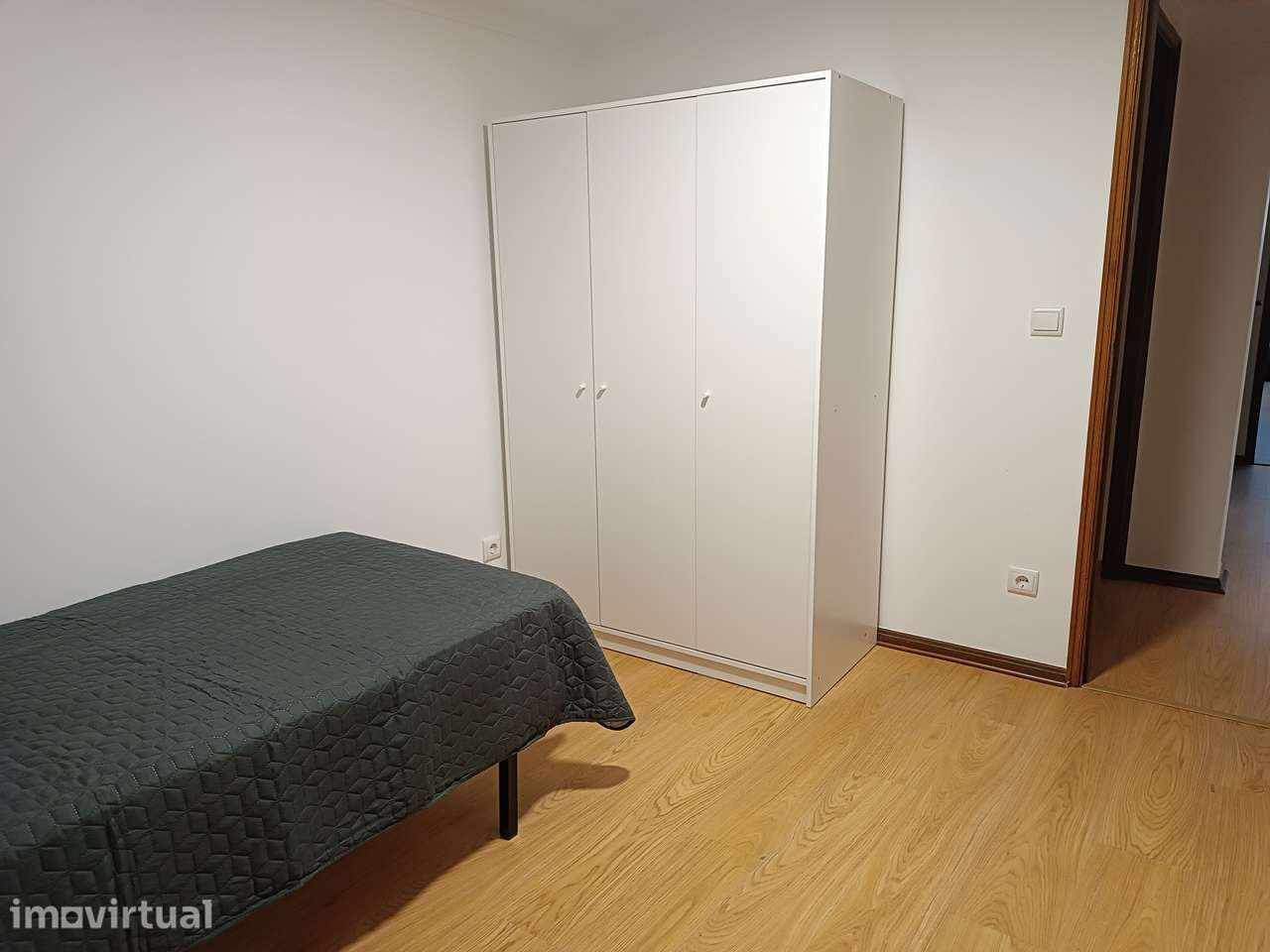 Quartos Praça da Republica (próximo da Universidade) - Grande imagem: 4/5