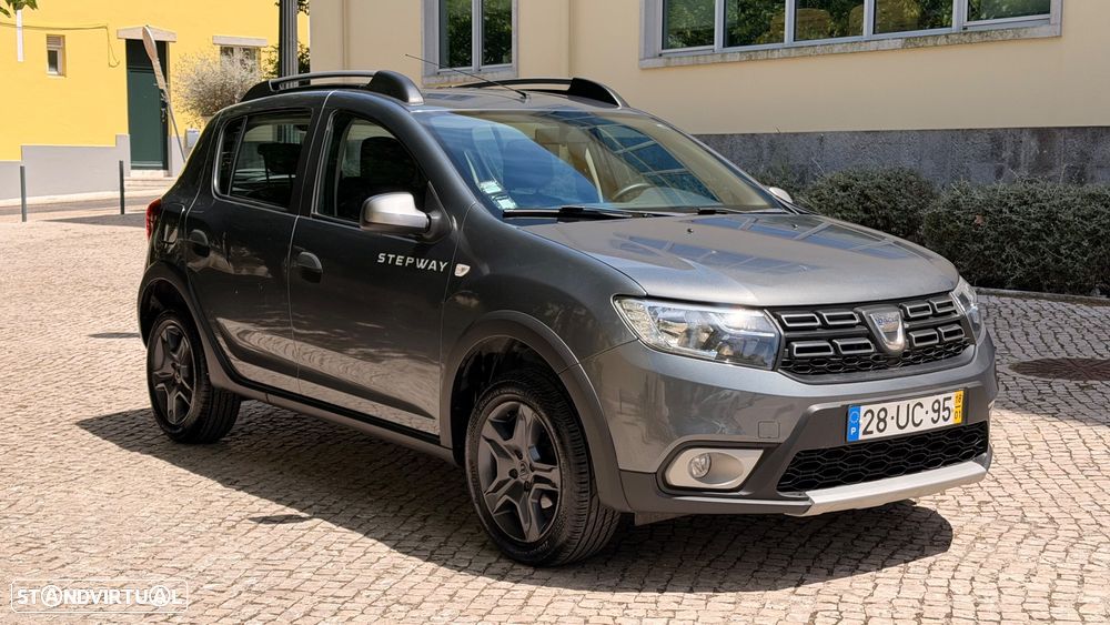 Dacia Sandero 0.9 TCe Stepway - 4