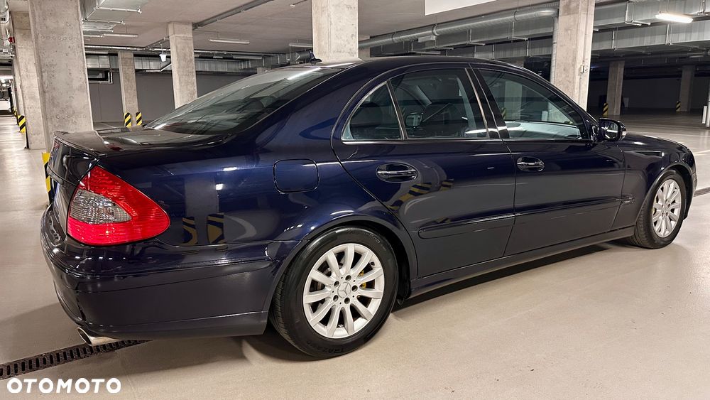 Mercedes-Benz E-Class 2007 photo 2