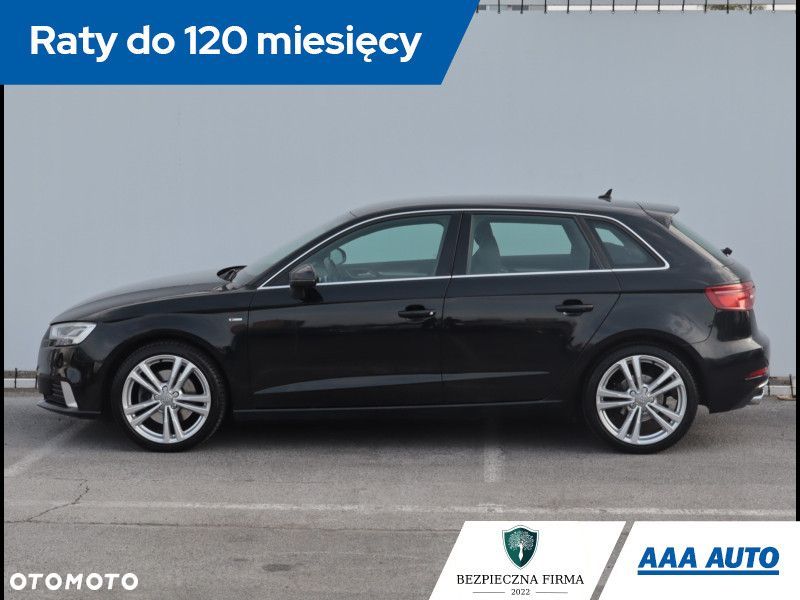 Audi A3 Sportback - 4